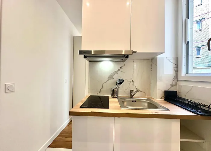 New 411 Charles- Cosy Center Appartement *
