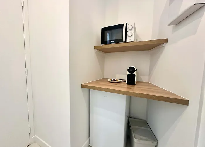 New 411 Charles- Cosy Center * Paris